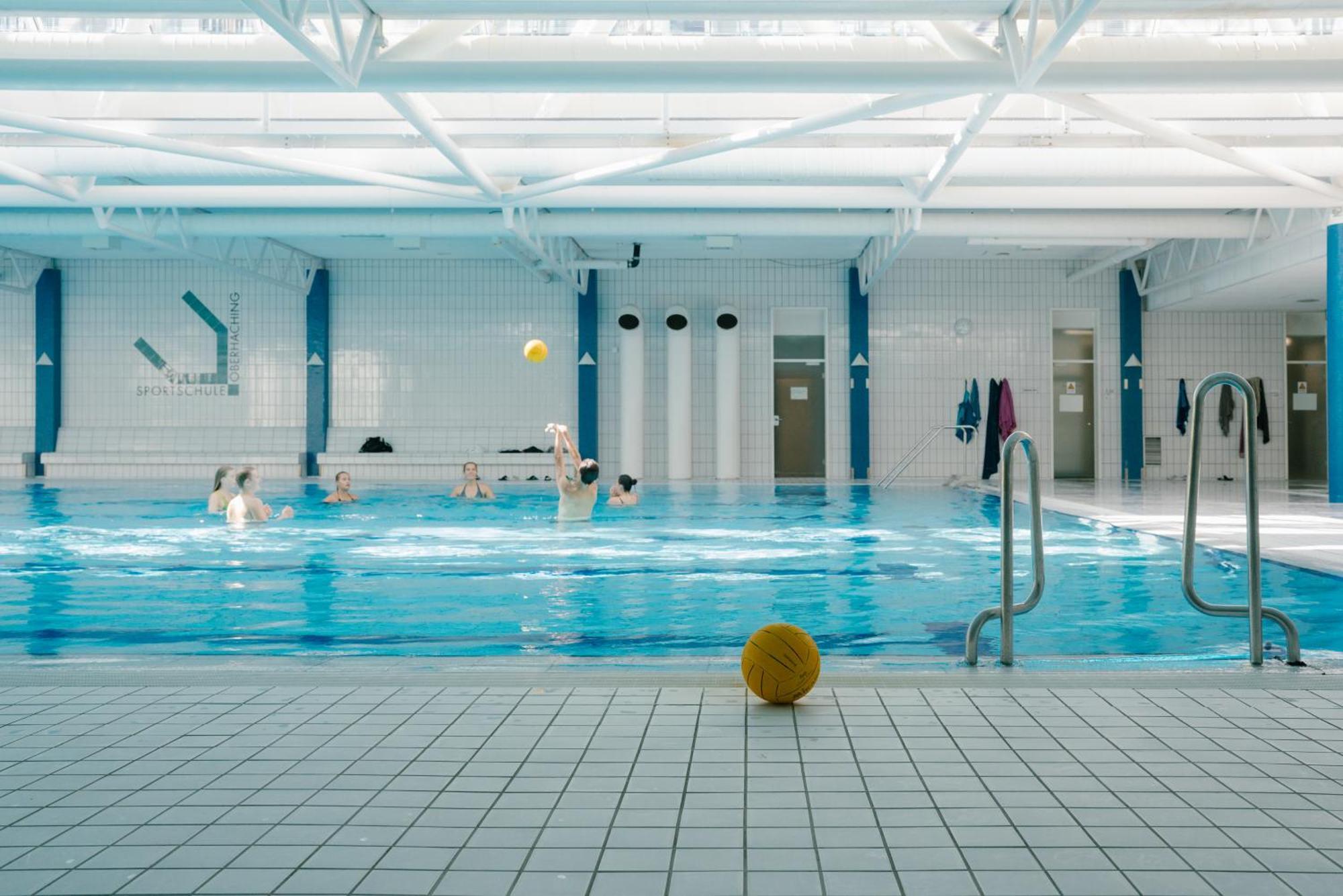 Sportschule Oberhaching Hotel ภายนอก รูปภาพ