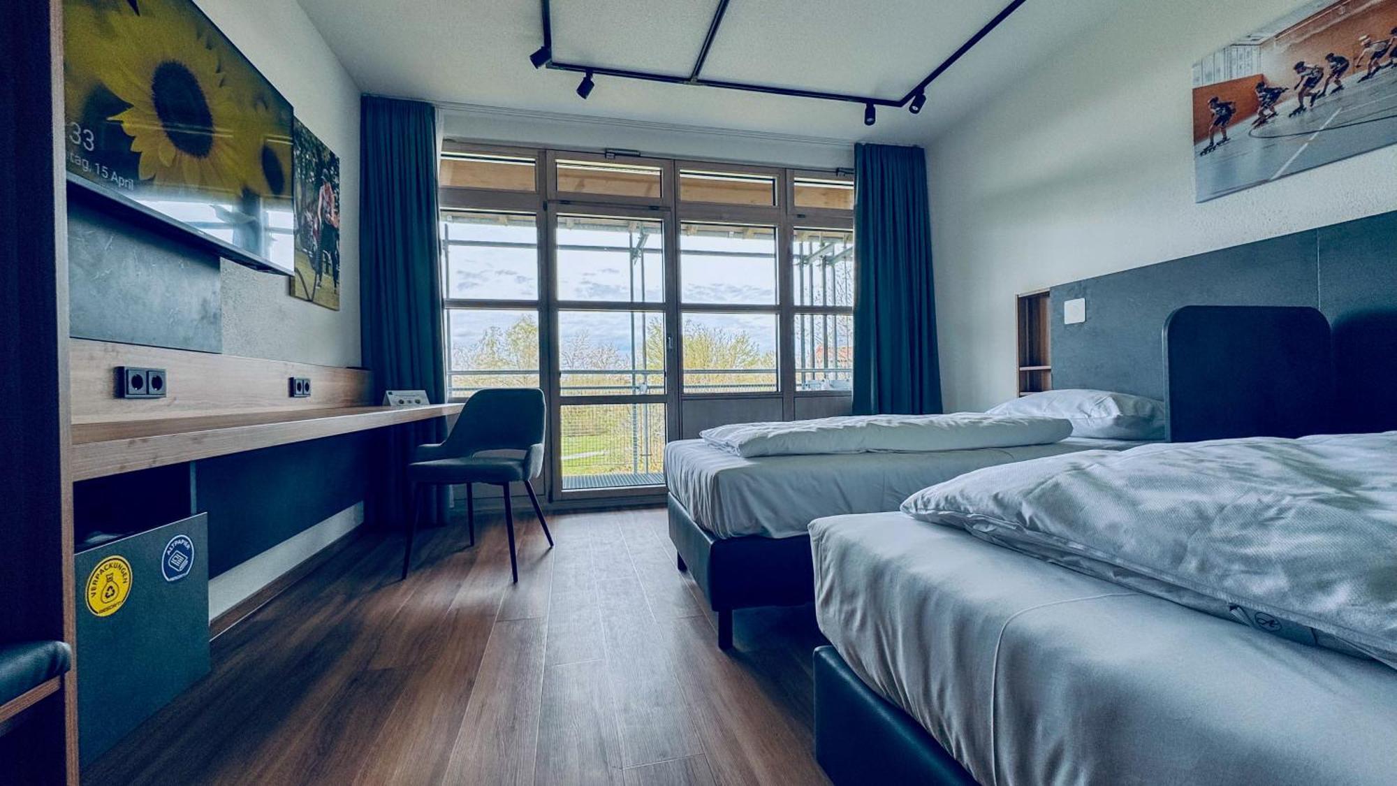 Sportschule Oberhaching Hotel ภายนอก รูปภาพ